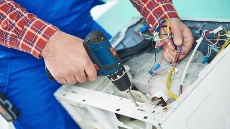 Torbalı Altus Altus çamaşır makinesi kart tamiri – Su almama arızası orijinal parça ile giderildi. - Teknik servis örneği